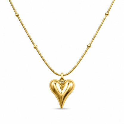 Minimal Gold Heart Pendant Necklace