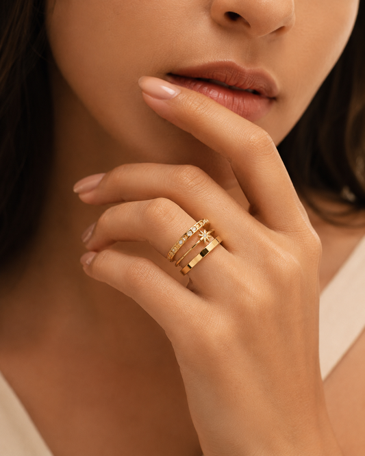 Golden Daisy Stack Ring Set
